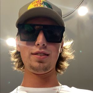 Meet your Posher, Austin